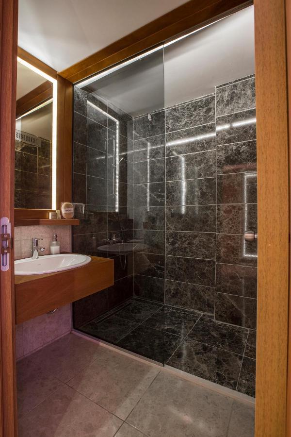 Hotel Lotus Spa&Sport Akyaka Акиака Екстериор снимка